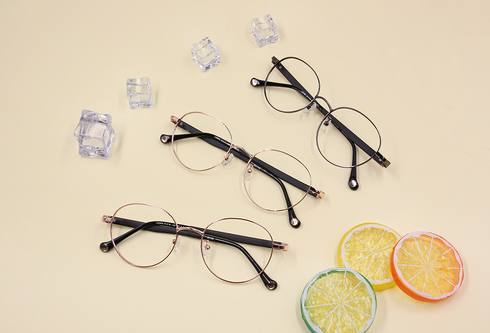 LINE FRIENDS★莎莉款｜玩耍小雞 橢圓框眼鏡｜動感金