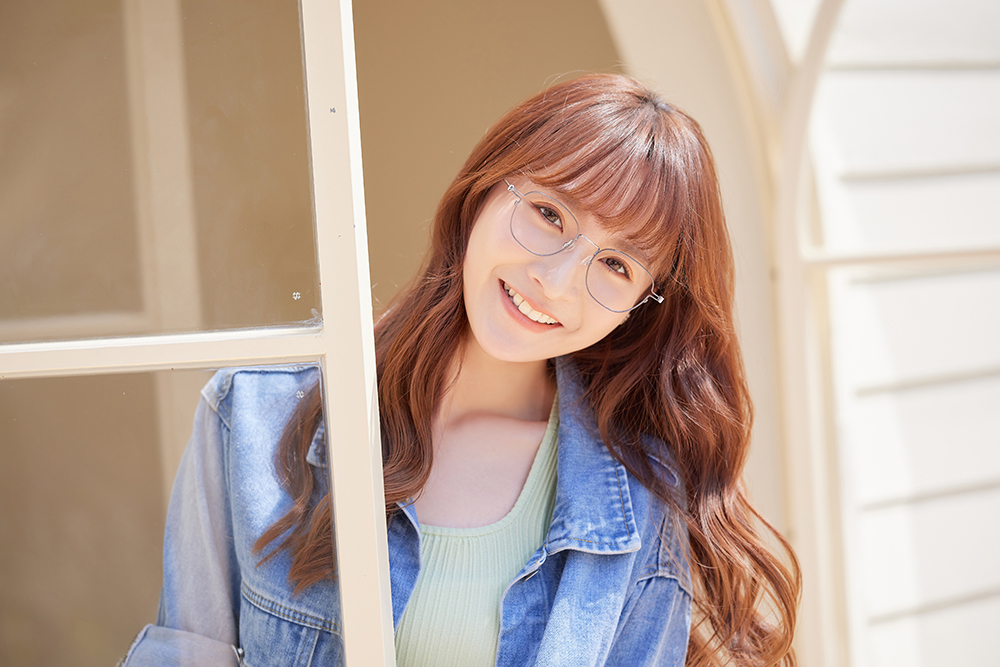 極．纖細輕款｜輕盈舒適方框眼鏡 晨曦灰