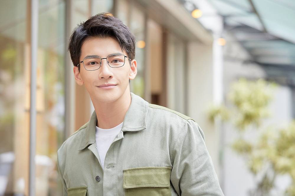 極．纖細輕款｜銀圈極細邊方框眼鏡 霧面黑