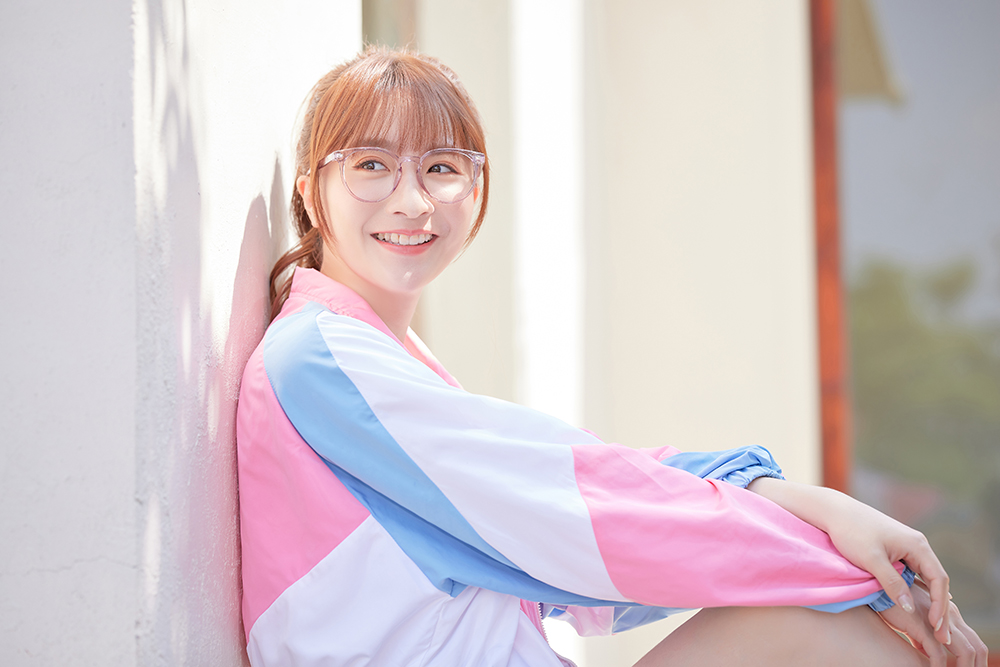 極．纖細輕款｜簡約有型圓框眼鏡 透粉紫