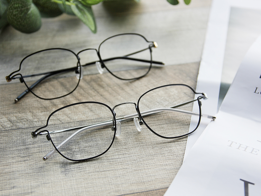 極．纖細輕款｜輕盈舒適方框眼鏡 晨曦灰