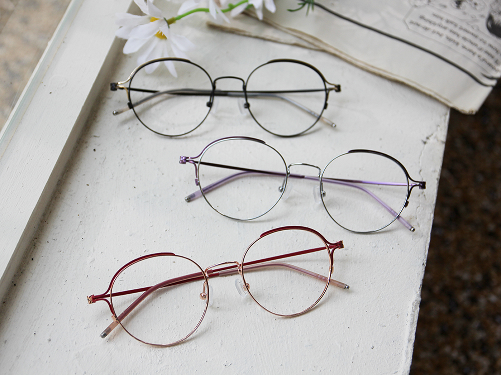 極．纖細輕款｜線圈造型波士頓框眼鏡 玫瑰金/紅