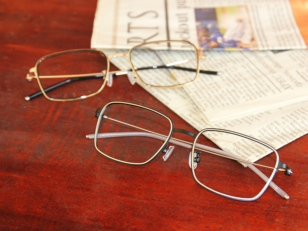 極．纖細輕款｜銀圈極細邊方框眼鏡 霧面黑