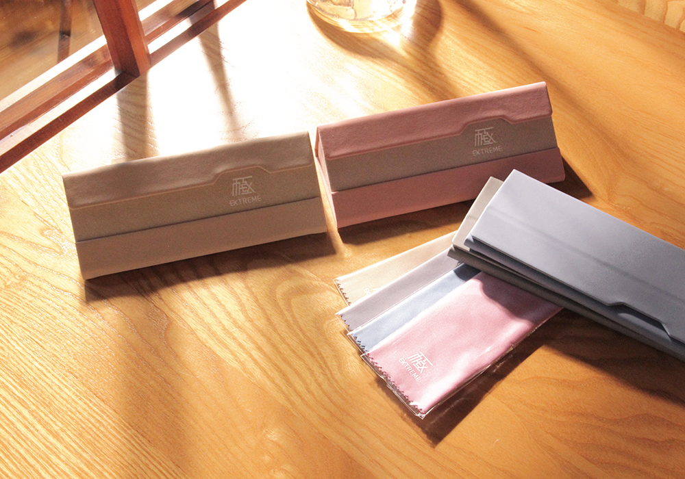 極．纖細輕款｜經典細邊方框眼鏡 秘海藍