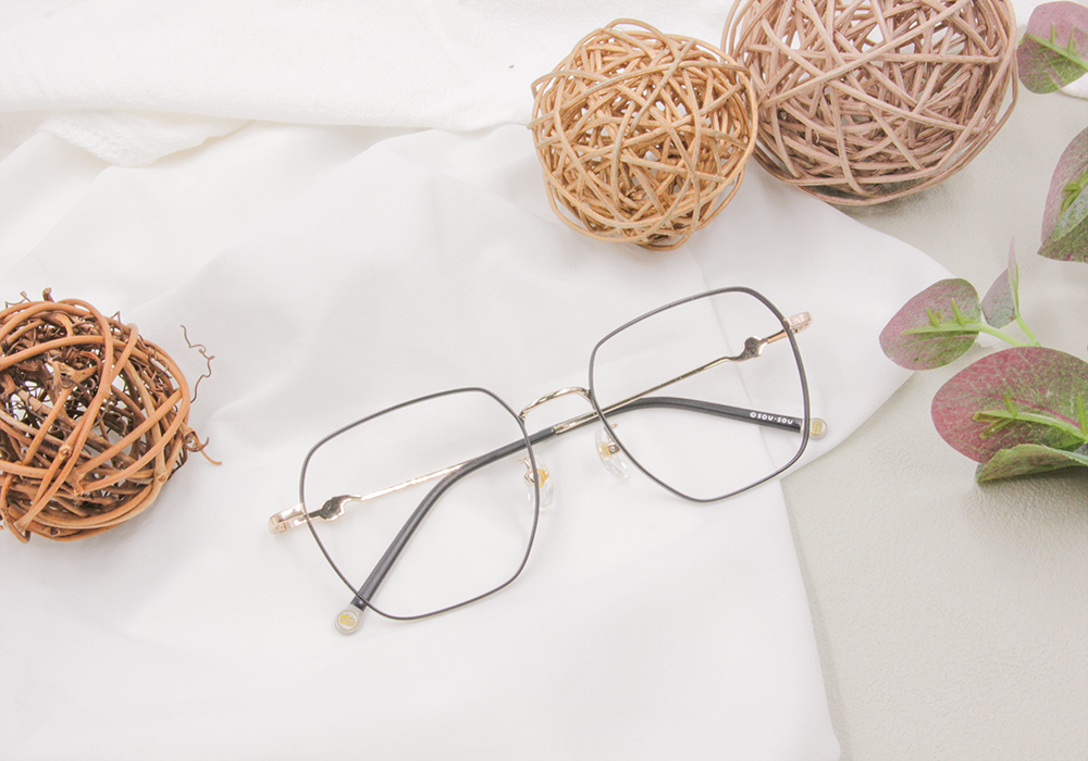 SOU・SOU l 慵懶小貓 大方框眼鏡❀霧黑/金