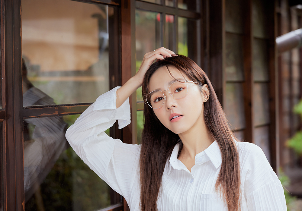 SOU・SOU l 微笑流線 蝴蝶框眼鏡❀櫻珊瑚粉