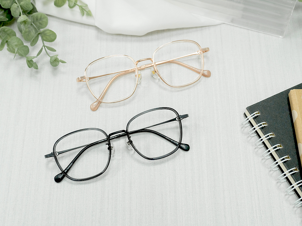 ❰台灣設計師聯名❱_LAIMO系列｜簍空立正來貘 套圈框眼鏡｜櫻花粉