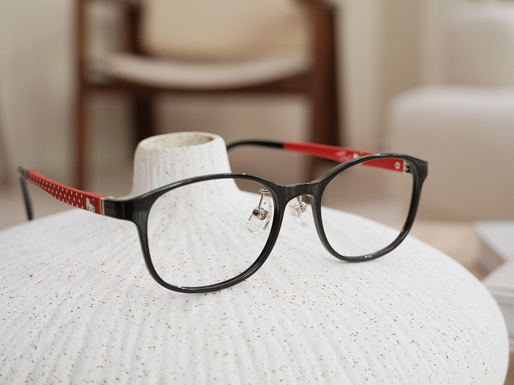 HELLO KITTY▪︎經典｜小圓點點 方框眼鏡｜經典黑/紅