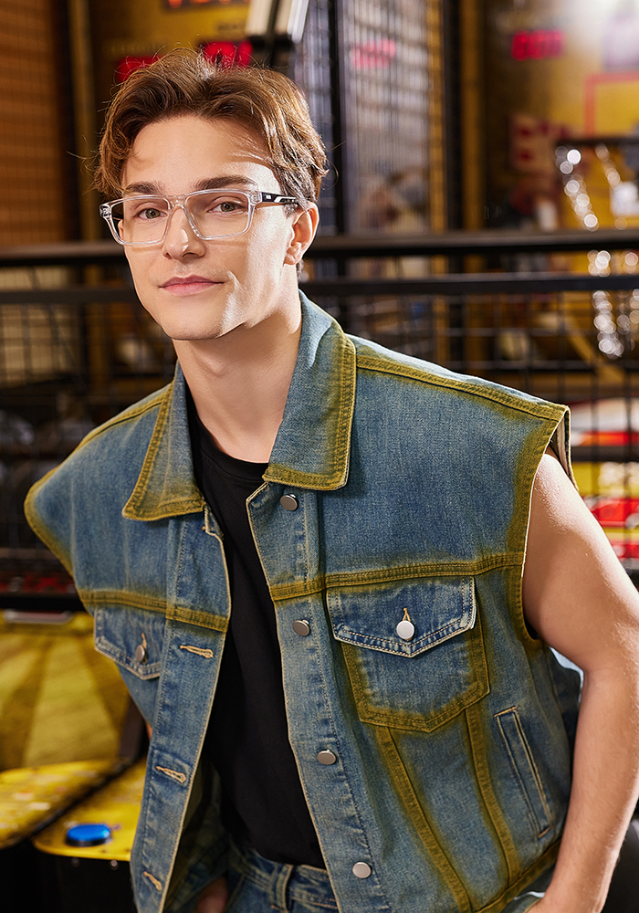 PUMA l 大方有型方框眼鏡 明亮透