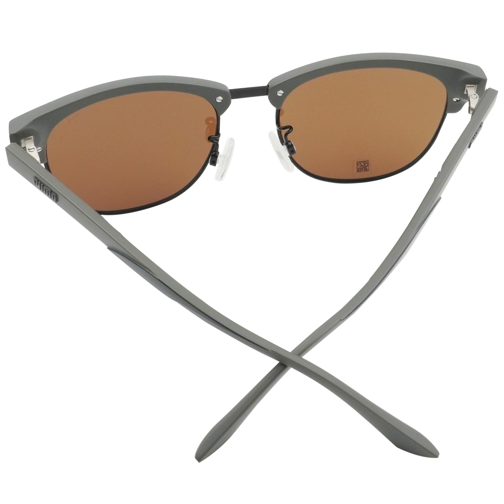 PUMA l 潮漾眉框太陽眼鏡 水泥灰