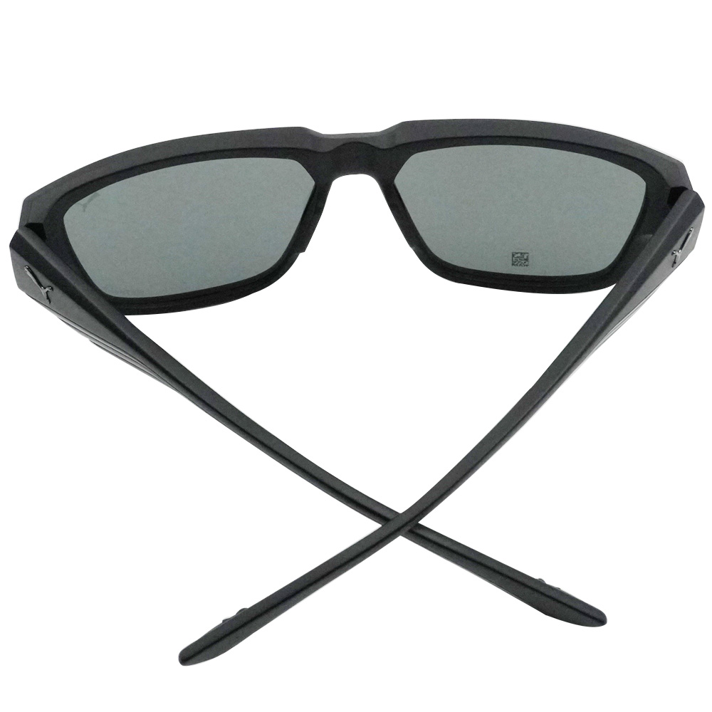 PUMA l 飛馳感多邊框太陽眼鏡 霧黑