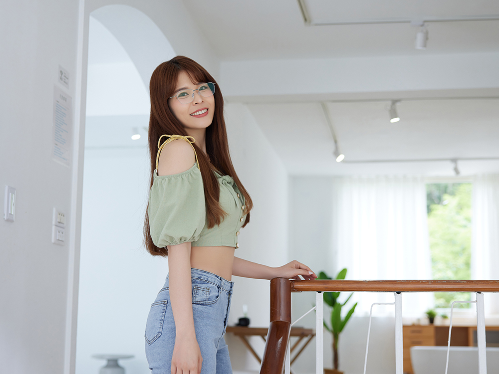 極‧舒適3.0系列 l 極彈獨特長方框眼鏡 | 科技銀