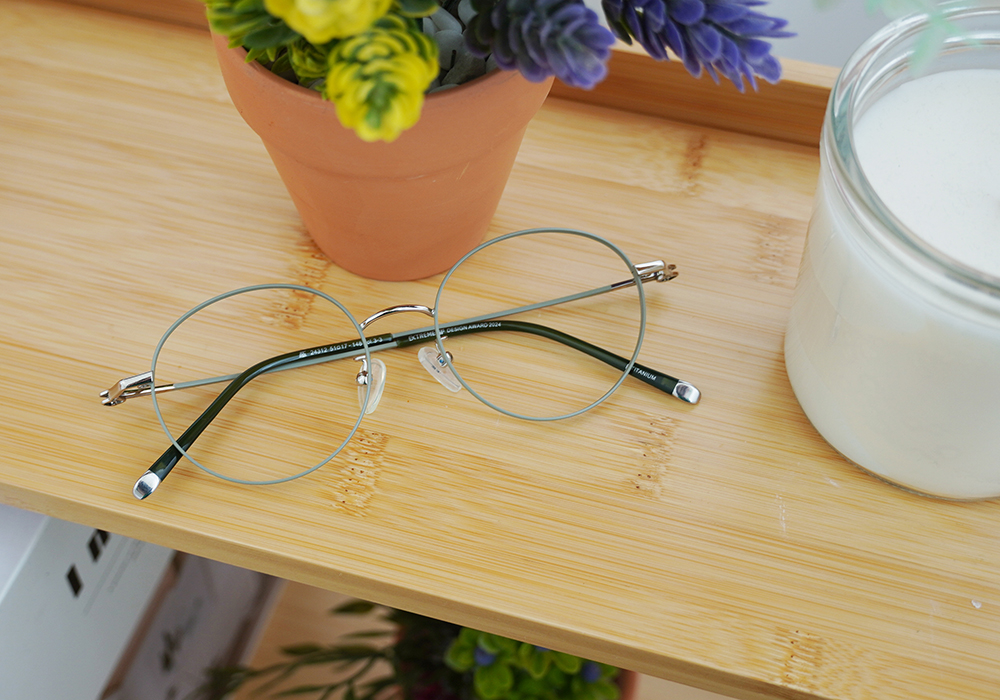 🏆IF設計獎 | 極‧舒適3.0系列 l 模範圓框眼鏡 l 豆綠