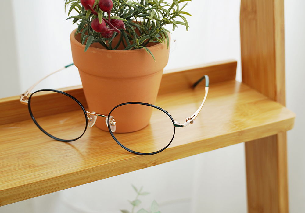 🏆IF設計獎 | 極‧舒適3.0系列 l 模範圓框眼鏡 l 墨綠金