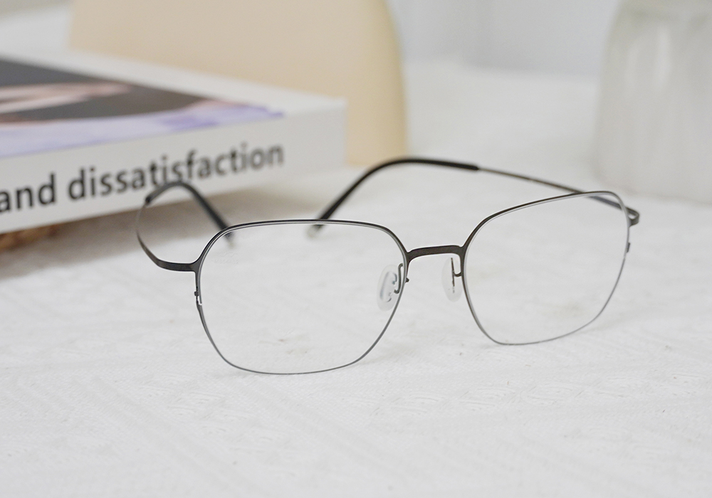 極‧舒適3.0系列 l 極彈品格多邊框眼鏡 | 格調黑