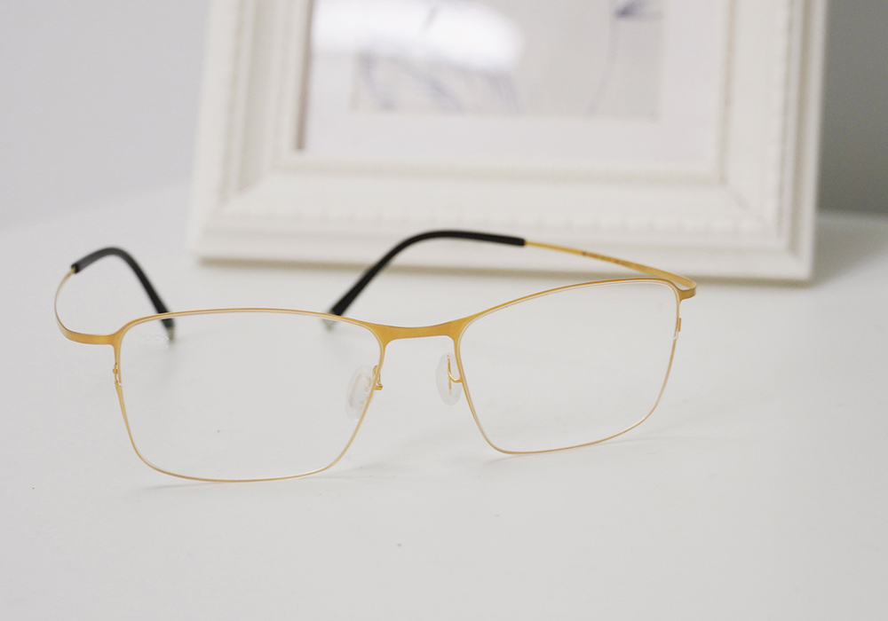 極‧舒適3.0系列 l 極彈理性長方框眼鏡 | 質感金