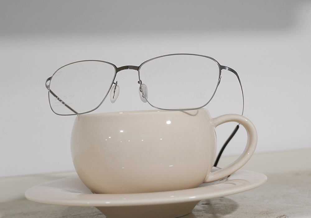 極‧舒適3.0系列 l 極彈獨特長方框眼鏡 | 科技銀