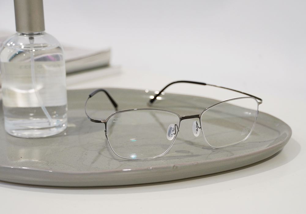 極‧舒適3.0系列 l 極彈獨特長方框眼鏡 | 科技銀