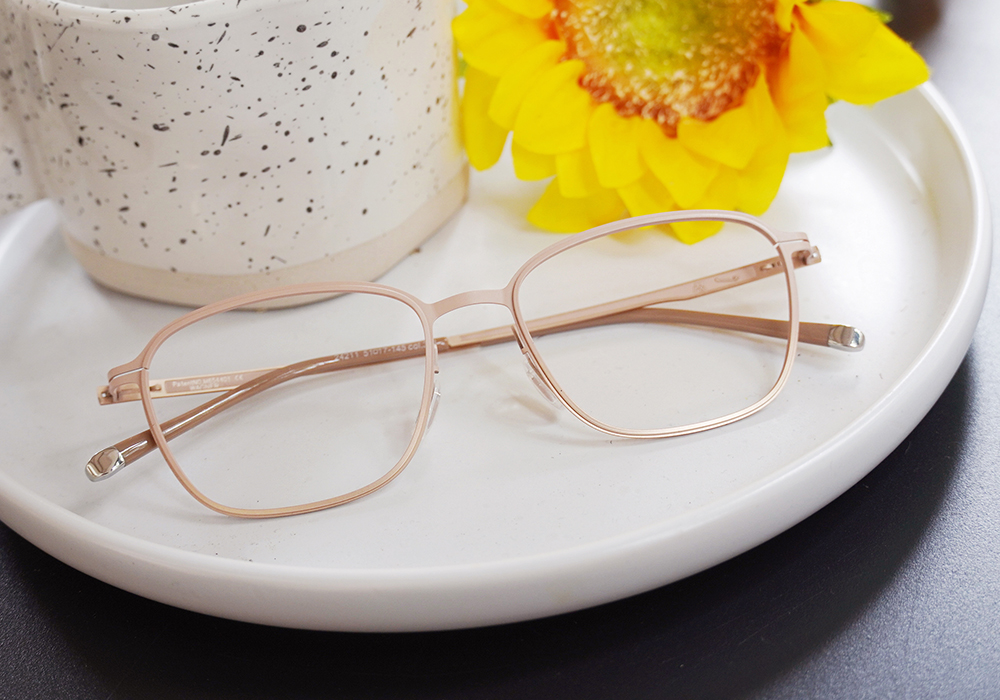 極‧舒適3.0系列 l 博學多聞多邊框眼鏡 | 淺卡其