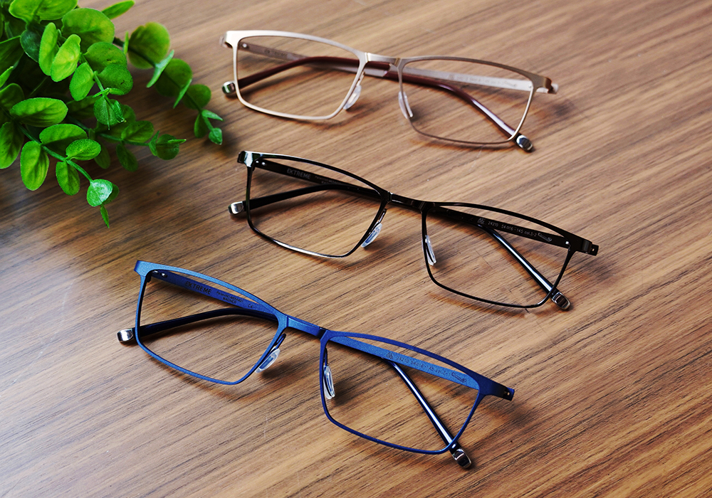 極‧舒適3.0系列 l 科技質感長方框眼鏡 | 流光金