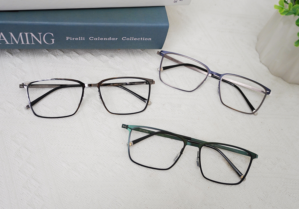 極‧舒適3.0系列 l 內斂自律長方框眼鏡 | 沉穩綠