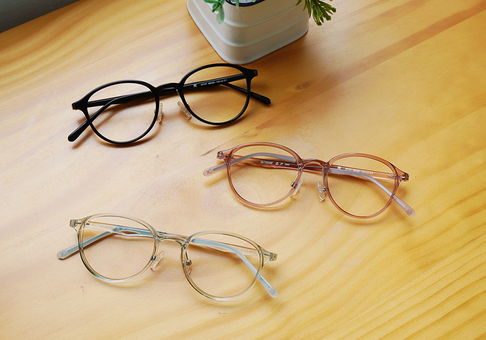 極‧舒適3.0系列 l  寶藏小圓框眼鏡  l 亮面黑