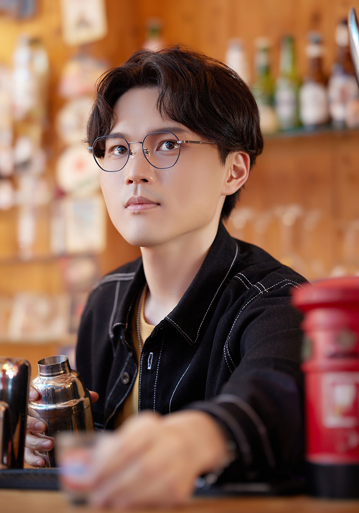 ONE PIECE |卡普-犬首海軍 多邊框眼鏡|海軍藍