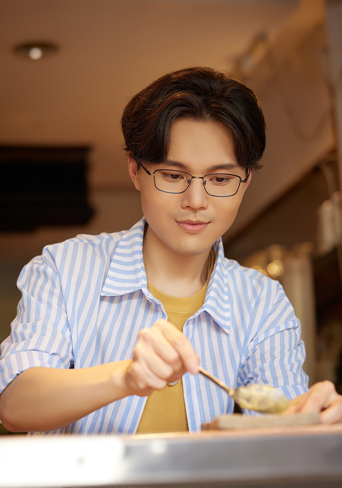 ONE PIECE |索隆頭巾-一生懸命劍士魂 方框眼鏡|品格藏青