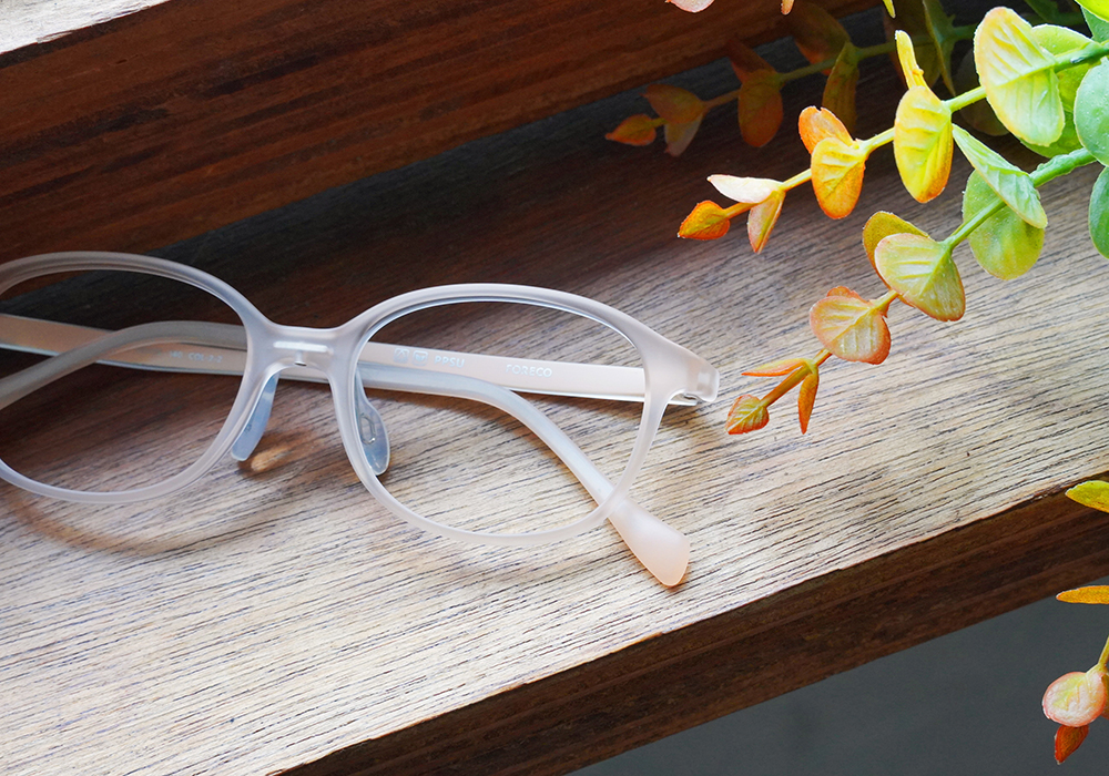 FORECO | 現代極簡長方框眼鏡 | 低調透橘