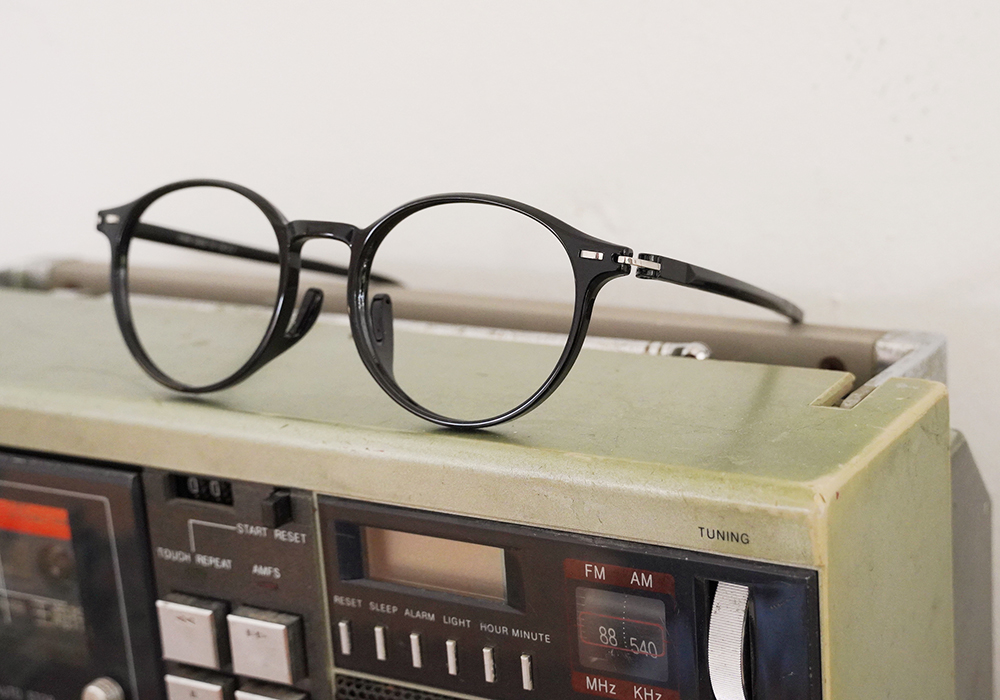 FORECO | 日系質感圓框眼鏡 | 亮面黑