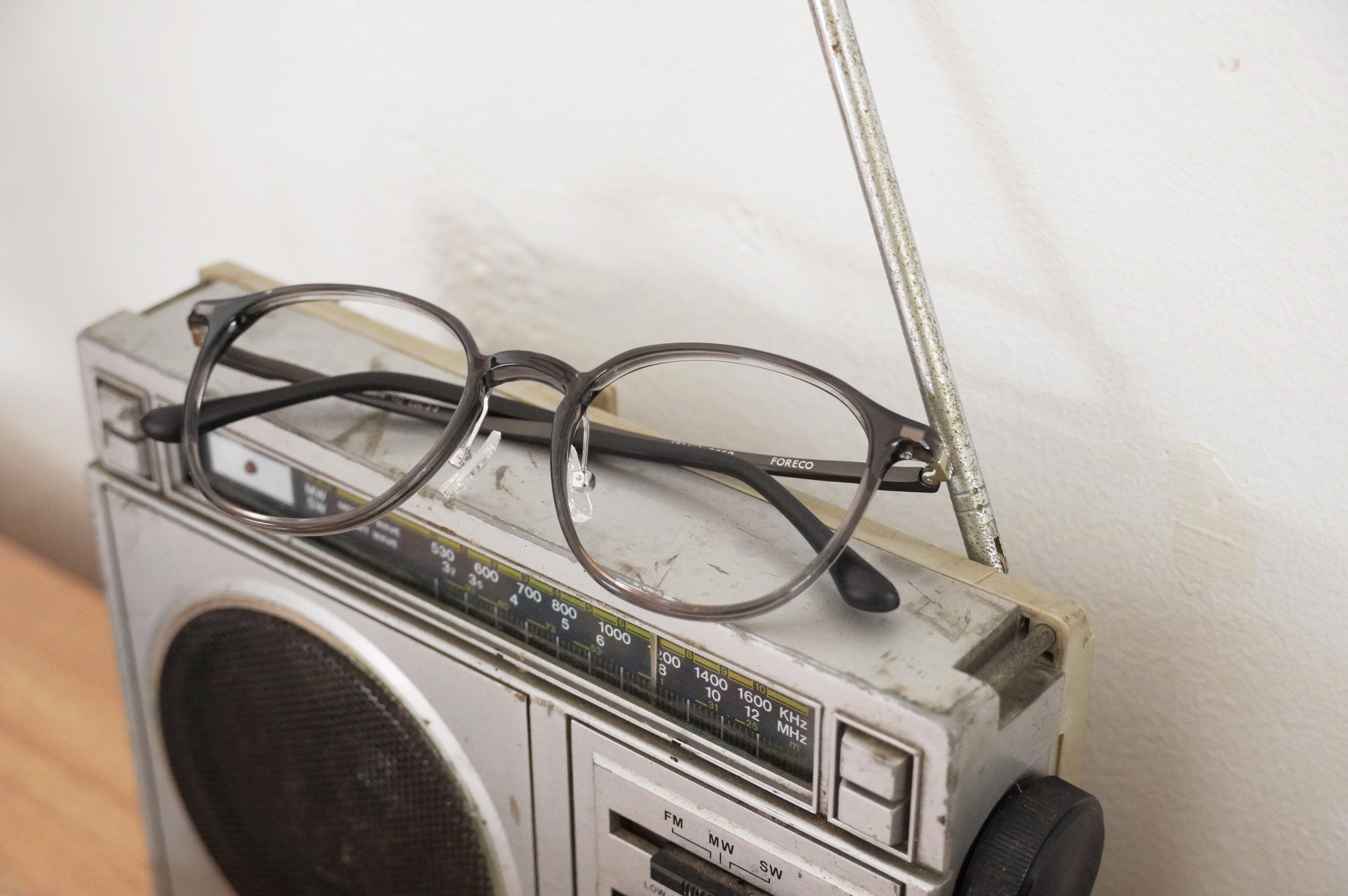 FORECO | 舒適愜意圓框眼鏡 | 晶瑩黑灰