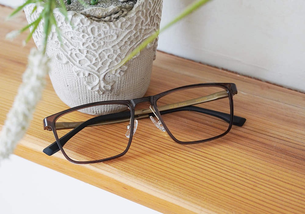 FORECO | 自由都市長方框眼鏡 | 自然黑/灰