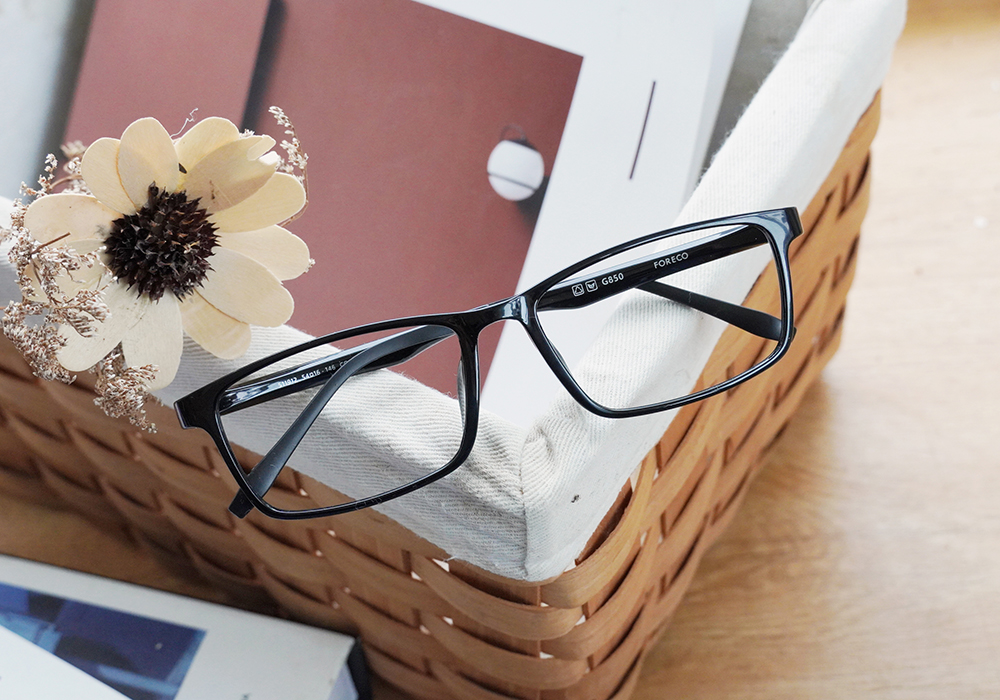 FORECO | 日常時光長方框眼鏡 | 漆面黑