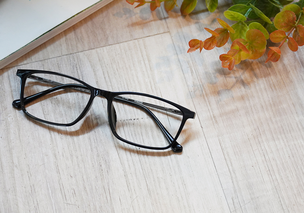 FORECO | 韓風流行長方框眼鏡 | 耀石黑