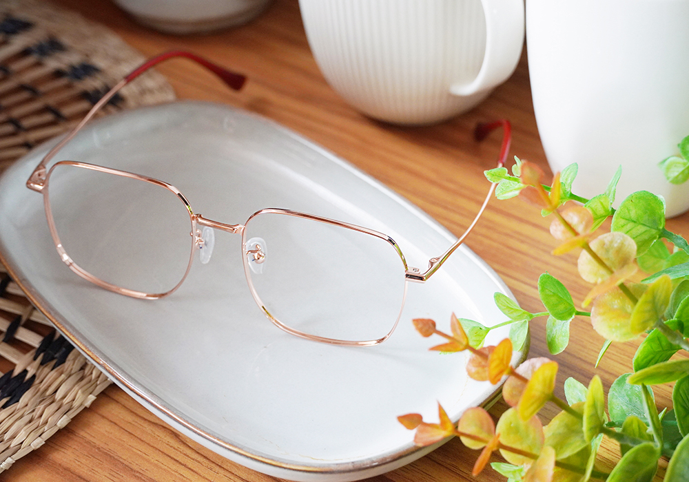 FORECO | 珍藏寶物大方框眼鏡 | 珍藏金/紅