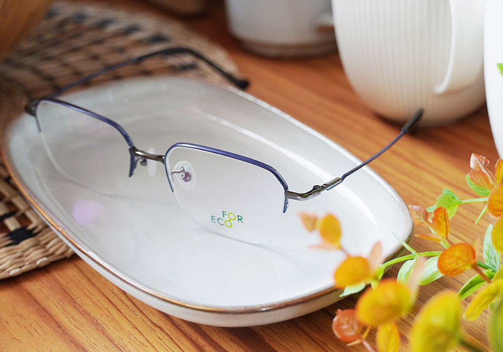 FORECO | 領導風範長方框眼鏡 | 未來昏暗