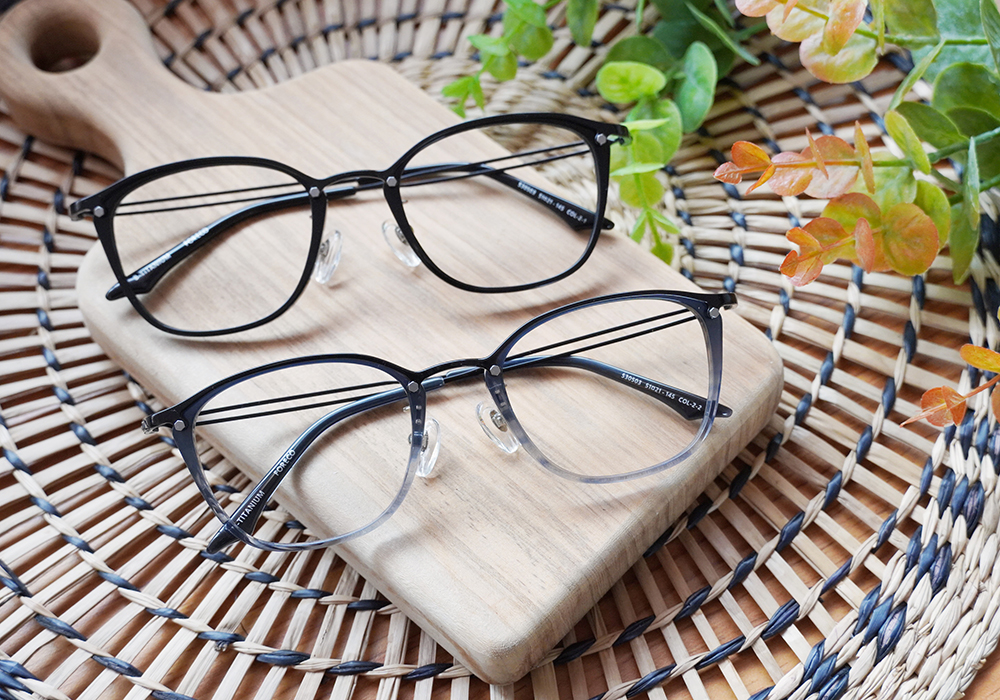 FORECO | 側邊雙線長方框眼鏡 | 創新黑