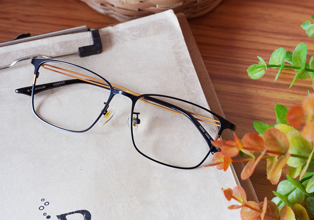 FORECO | 知性嚴謹長方框眼鏡 | 電光金橘