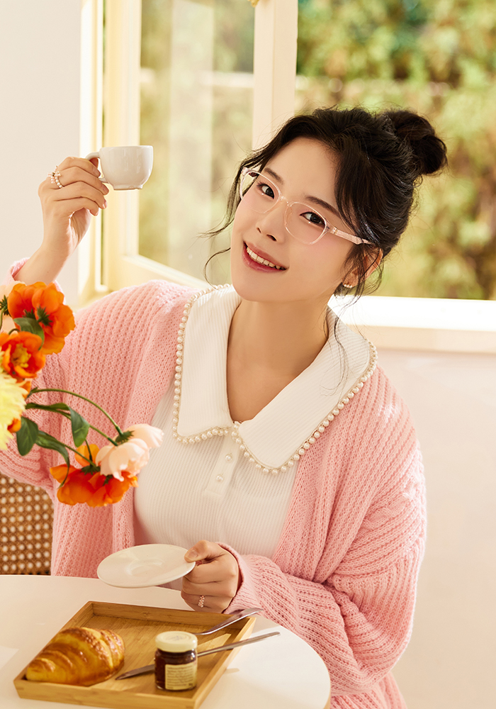 北港朝天宮 |月老- 桃花滿載長方框眼鏡 | 心願粉