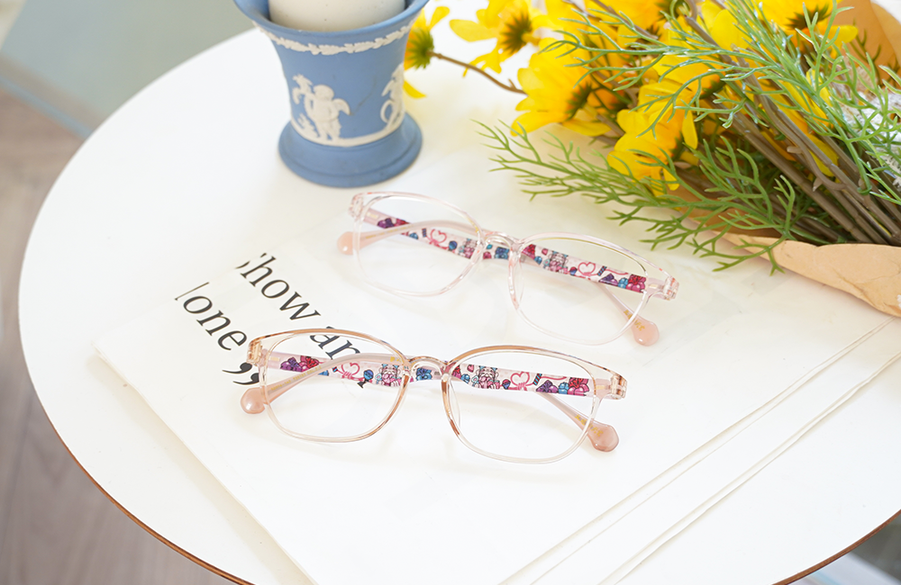 北港朝天宮 |月老- 桃花滿載長方框眼鏡 | 心願粉