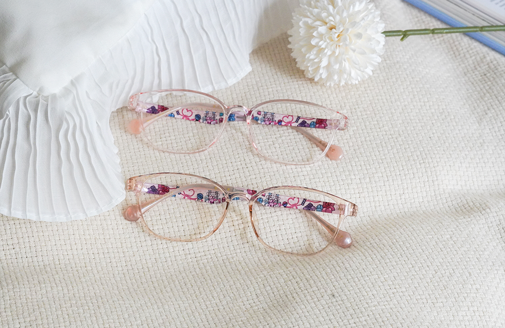 北港朝天宮 |月老- 桃花滿載長方框眼鏡 | 心願粉