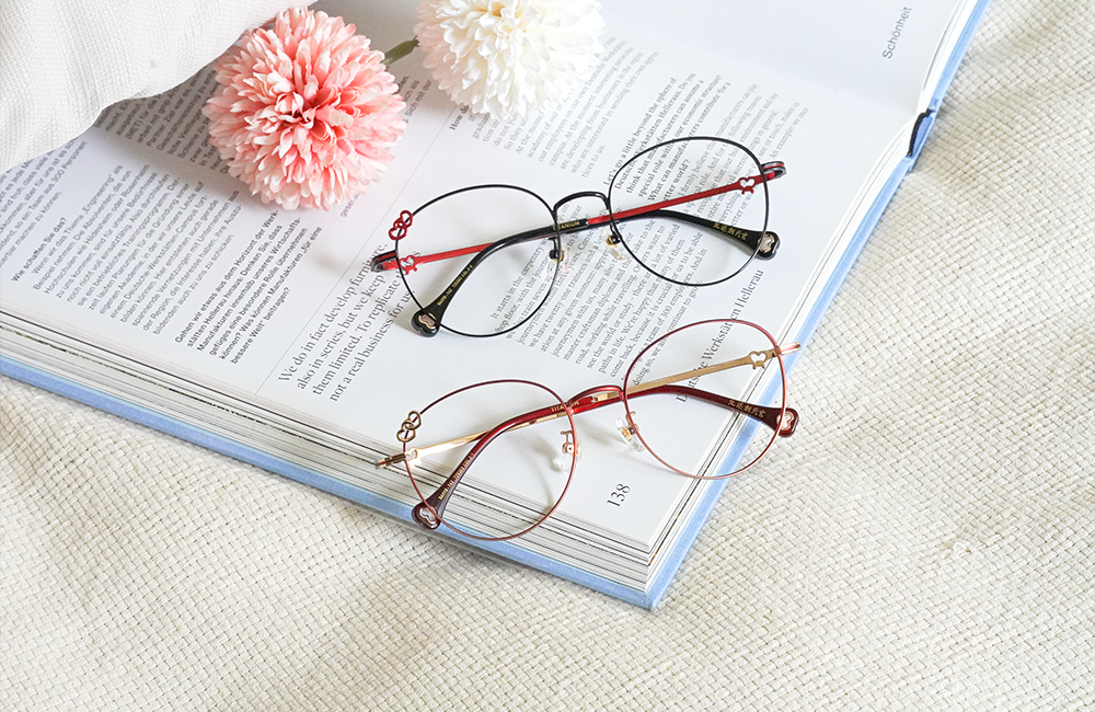 北港朝天宮 |月老- 心心相印圓框眼鏡 | 金紅雙心