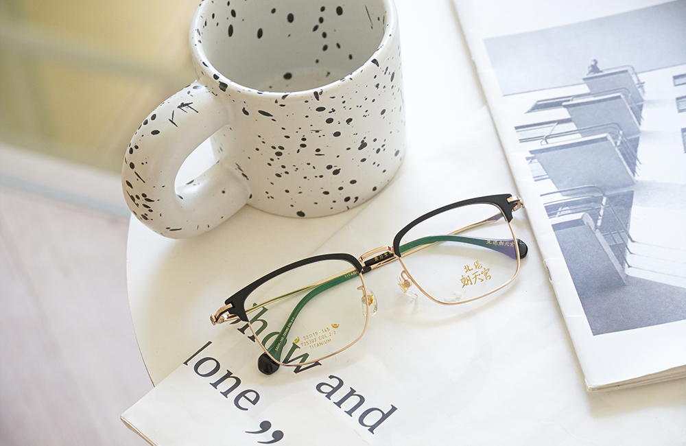 北港朝天宮 | 虎爺- 虎哩發財眉框眼鏡 | 元寶金