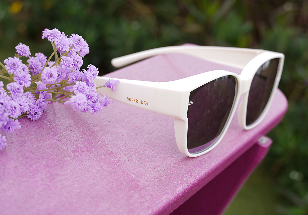 SUPER IDOL | 套鏡 | 領銜主角大方框太陽眼鏡 | 韓系米白