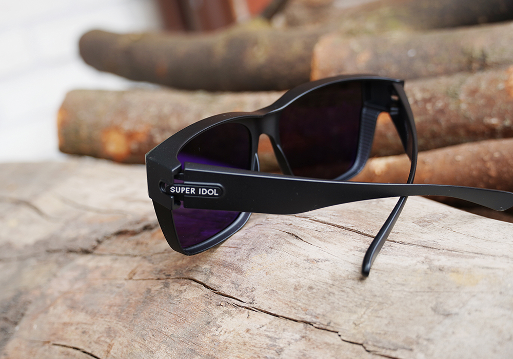 SUPER IDOL | 套鏡 | 極簡美學長方框太陽眼鏡 | 時代黑