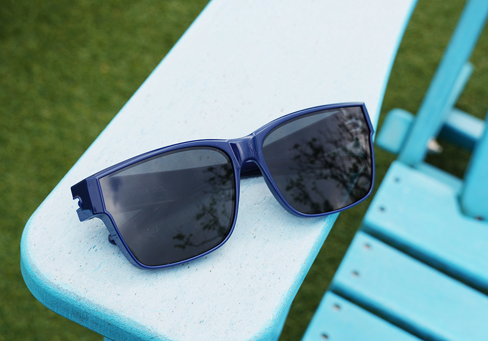 SUPER IDOL | 套鏡 | 極簡美學長方框太陽眼鏡 | 愛麗絲藍