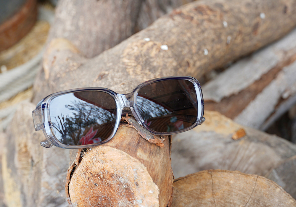 SUPER IDOL | 套鏡 | 復古粗黑長方框太陽眼鏡 | 仿舊灰