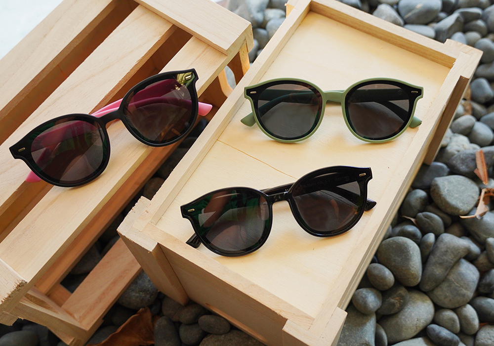 SUPER IDOL | 兒童款‧童趣樂園多邊框太陽眼鏡 | 酷寶黑