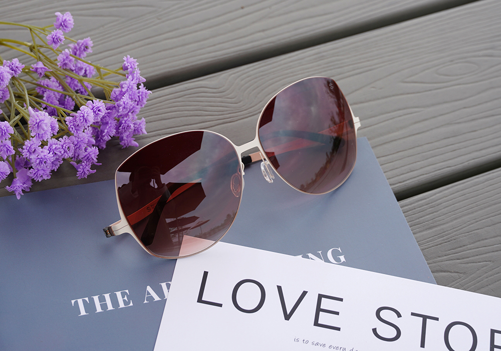 SUPER IDOL | 旅行意義方框太陽眼鏡 | 奶茶咖