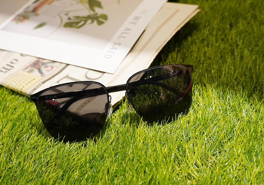 SUPER IDOL | 風度翩翩長方框太陽眼鏡 | 紳士黑